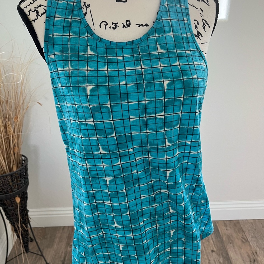 Title Nine Matahari RacerBack TankTop Shibori Blocks Blue medium   NEW